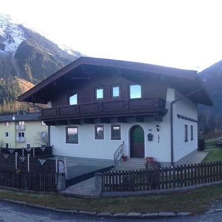 Landhaus Vier Jahreszeiten Krimml Oda fotoğraf